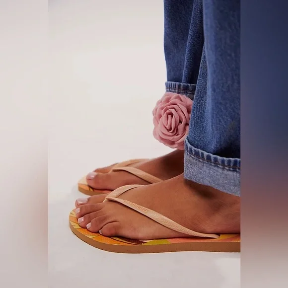 NWT Havaianas Slim High Trend Flip Flops - Picture 2 of 3